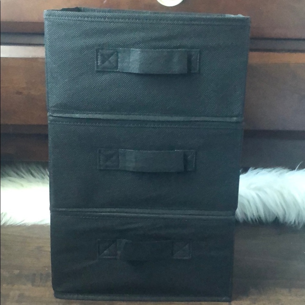 Storage bins - Picture 2 of 2